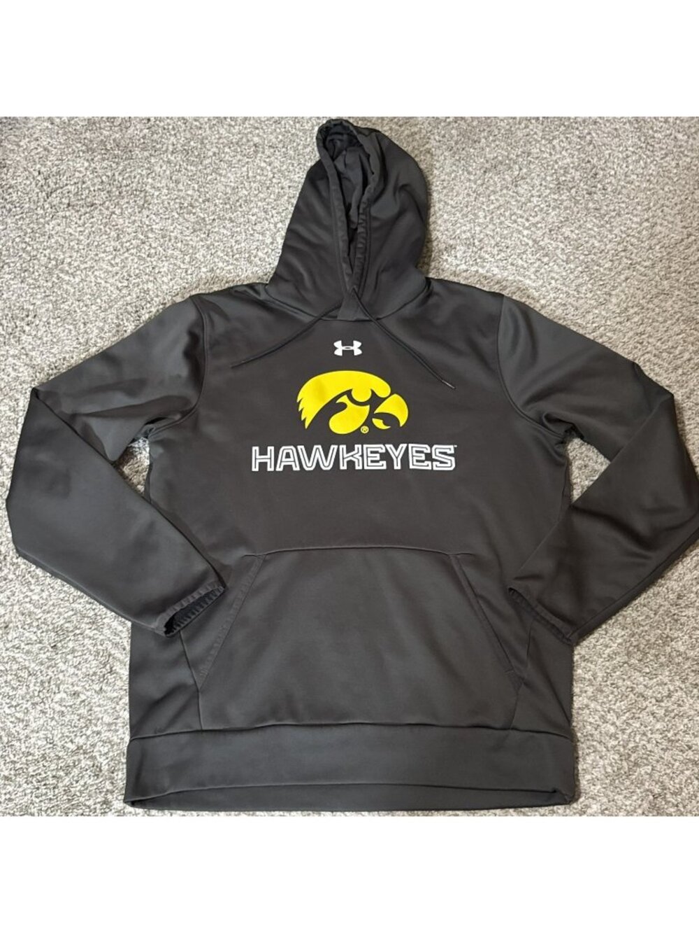 Iowa Hawkeyes Hoodie Men's Large Under Armour Loose Fit Pullover Sweatshirt